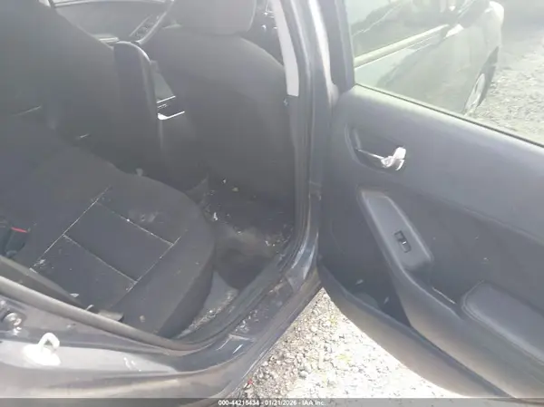 KNAFK4A61G5537839 2016 KIA FORTE - Image 8