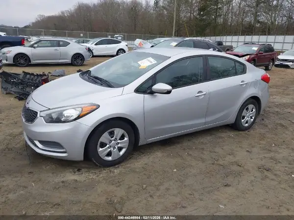 KNAFK4A61G5543351 2016 KIA FORTE - Image 2