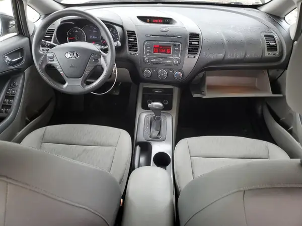 KNAFK4A61G5549408 2016 KIA FORTE - Image 8