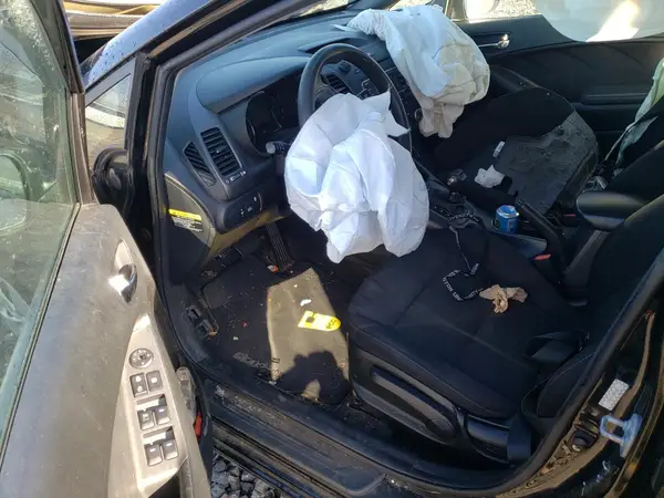 KNAFK4A61G5554544 2016 KIA FORTE - Image 8