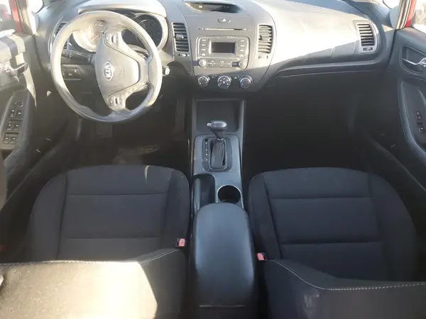 KNAFK4A61G5558836 2016 KIA FORTE - Image 8