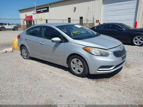 KNAFK4A61G5559064 2016 KIA FORTE - Image 1