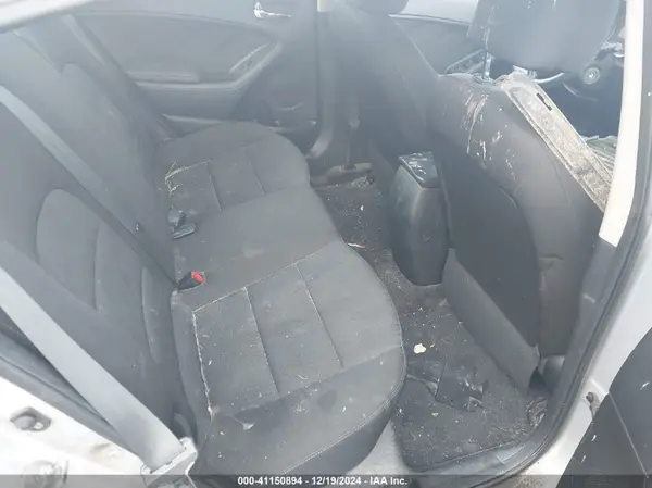 KNAFK4A61G5561834 2016 KIA FORTE - Image 8