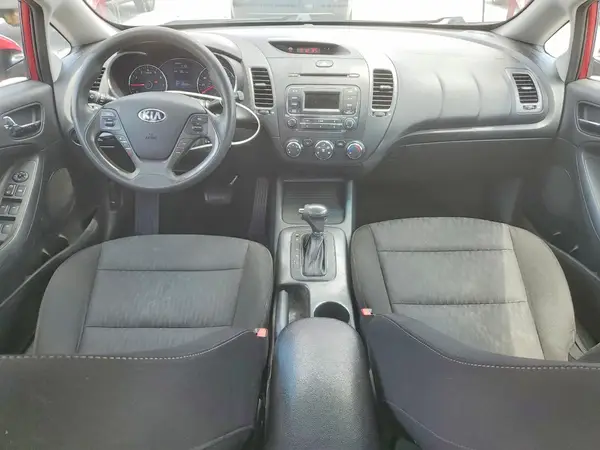 KNAFK4A61G5564362 2016 KIA FORTE - Image 8