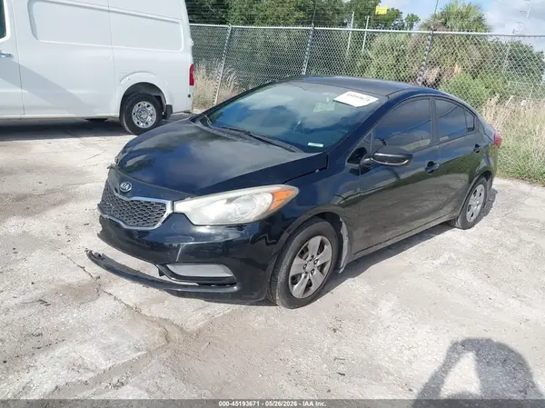 KNAFK4A61G5565219 2016 KIA FORTE - Image 2