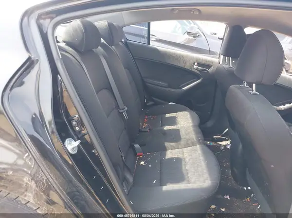 KNAFK4A61G5565544 2016 KIA FORTE - Image 8