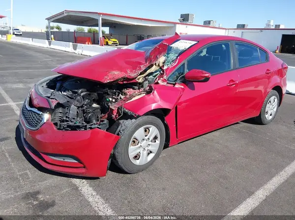 KNAFK4A61G5567164 2016 KIA FORTE - Image 2