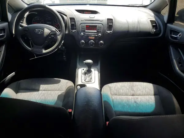 KNAFK4A61G5568511 2016 KIA FORTE - Image 8