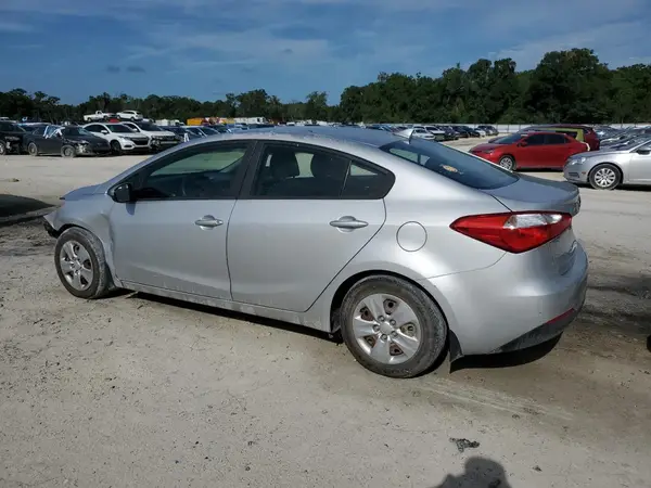 KNAFK4A61G5576110 2016 KIA FORTE - Image 2