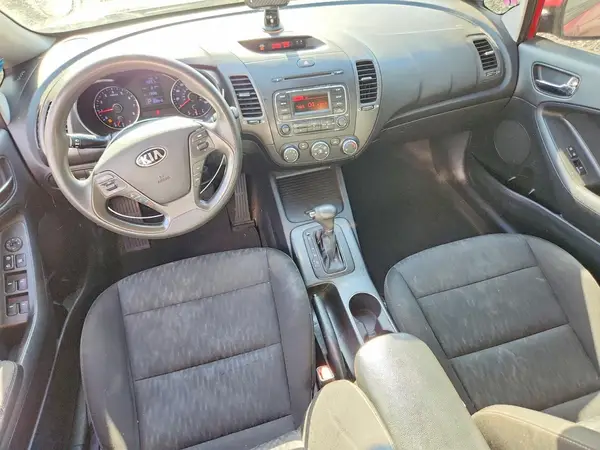 KNAFK4A61G5589326 2016 KIA FORTE - Image 8