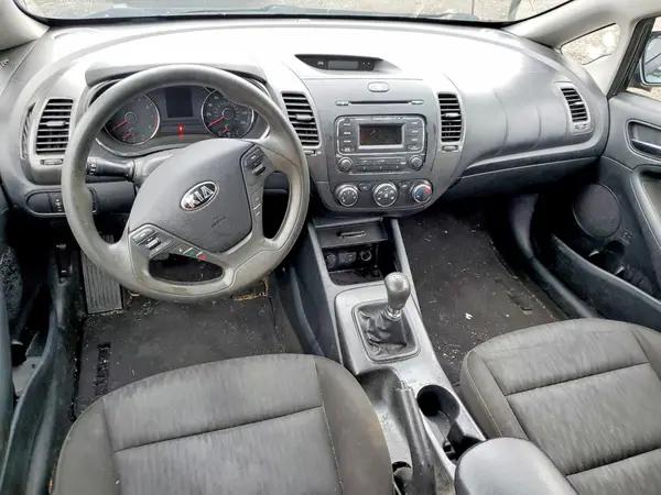 KNAFK4A61G5598141 2016 KIA FORTE - Image 8