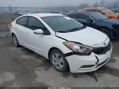 KNAFK4A61G5603483 2016 KIA FORTE