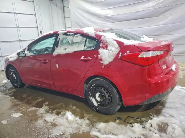 KNAFK4A61G5609218 2016 KIA FORTE - Image 2