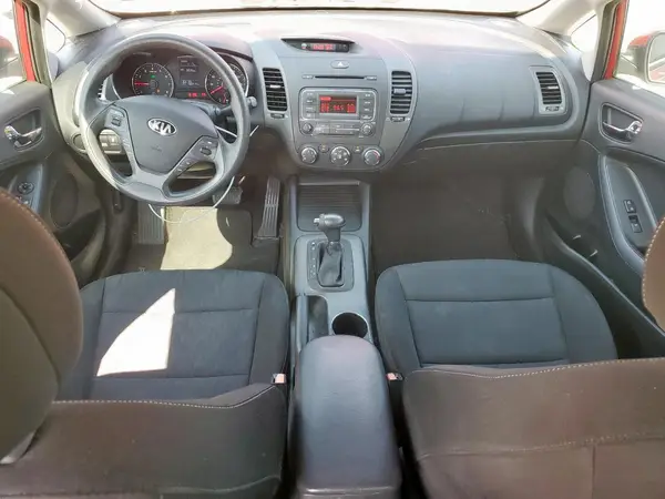 KNAFK4A61G5610031 2016 KIA FORTE - Image 8