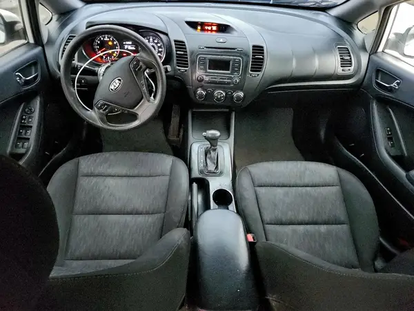 KNAFK4A61G5611101 2016 KIA FORTE - Image 8
