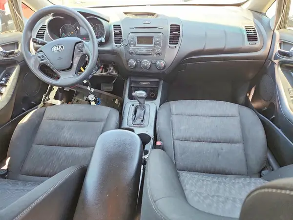 KNAFK4A61G5611146 2016 KIA FORTE - Image 8