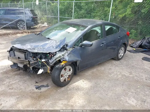KNAFK4A61G5611356 2016 KIA FORTE - Image 2