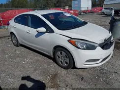 KNAFK4A61G5615715 2016 KIA FORTE