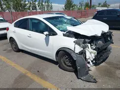 KNAFK4A61G5615777 2016 KIA FORTE