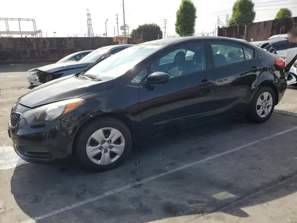 KNAFK4A61G5619828 2016 KIA FORTE - Image 1