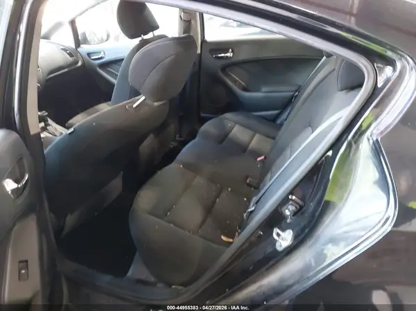 KNAFK4A62G5445154 2016 KIA FORTE - Image 8