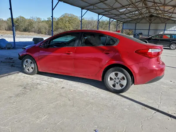 KNAFK4A62G5466456 2016 KIA FORTE - Image 2