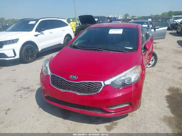 KNAFK4A62G5468210 2016 KIA FORTE - Image 2