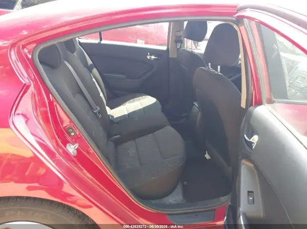 KNAFK4A62G5474850 2016 KIA FORTE - Image 8