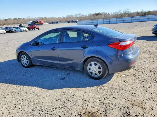 KNAFK4A62G5477988 2016 KIA FORTE - Image 2
