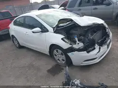 KNAFK4A62G5486383 2016 KIA FORTE