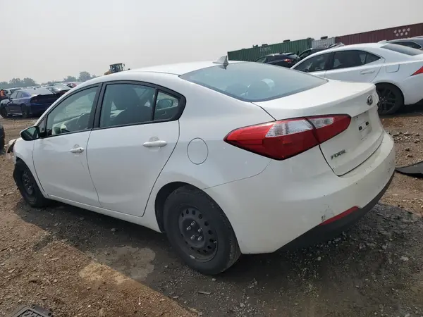 KNAFK4A62G5487744 2016 KIA FORTE - Image 2