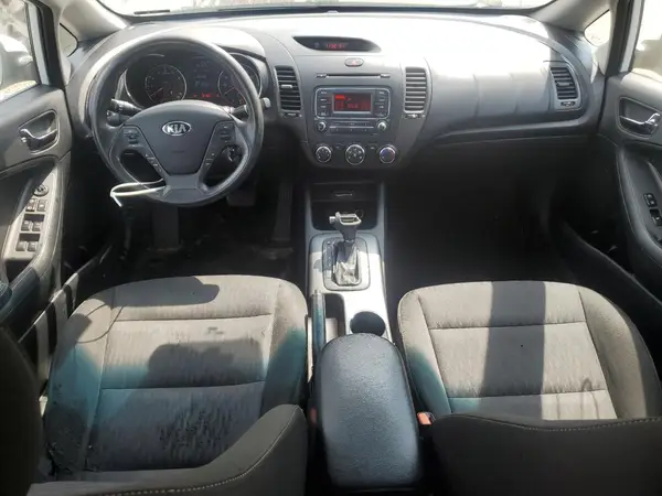 KNAFK4A62G5487744 2016 KIA FORTE - Image 8