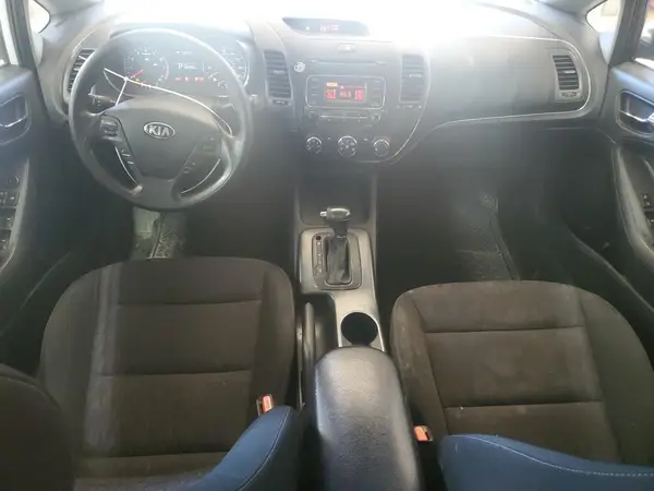 KNAFK4A62G5495990 2016 KIA FORTE - Image 8