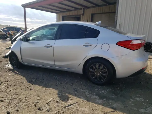 KNAFK4A62G5500654 2016 KIA FORTE - Image 2