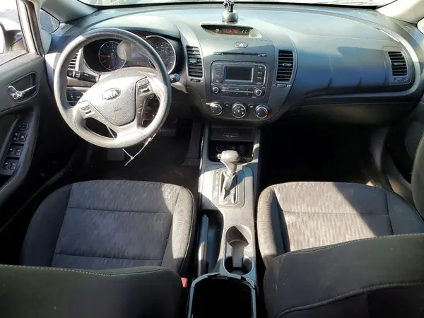 KNAFK4A62G5509404 2016 KIA FORTE - Image 8