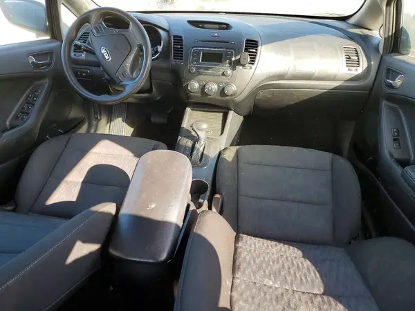 KNAFK4A62G5510133 2016 KIA FORTE - Image 8