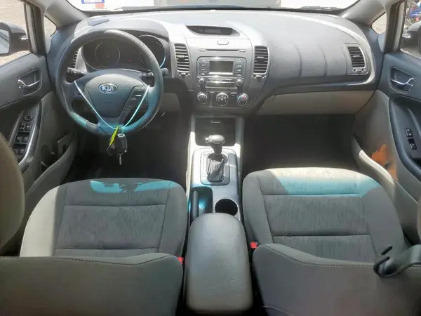 KNAFK4A62G5514392 2016 KIA FORTE - Image 8