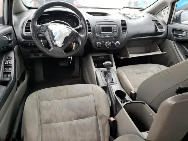 KNAFK4A62G5525036 2016 KIA FORTE - Image 8