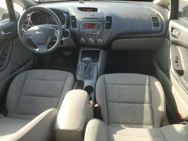 KNAFK4A62G5531161 2016 KIA FORTE - Image 8