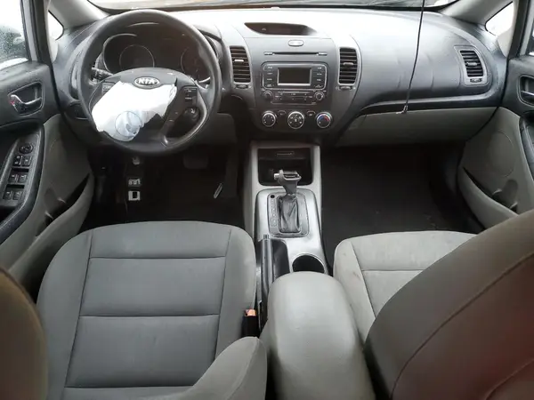 KNAFK4A62G5533380 2016 KIA FORTE - Image 8