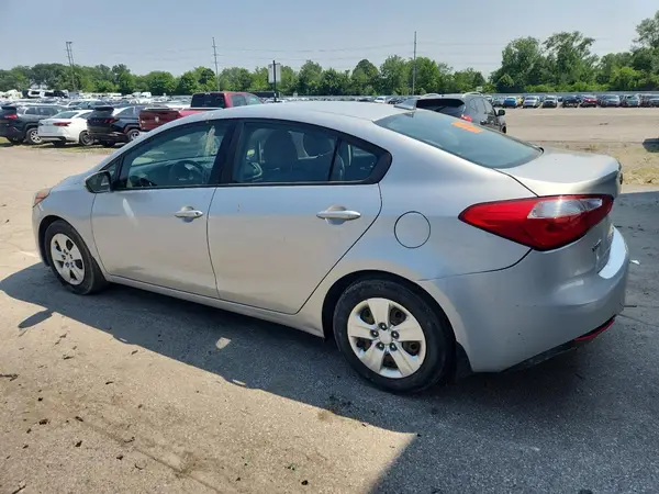 KNAFK4A62G5534108 2016 KIA FORTE - Image 2