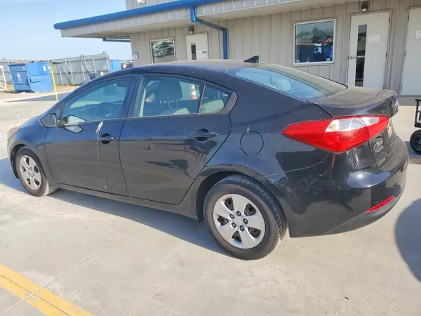 KNAFK4A62G5538904 2016 KIA FORTE - Image 2