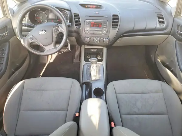 KNAFK4A62G5538904 2016 KIA FORTE - Image 8