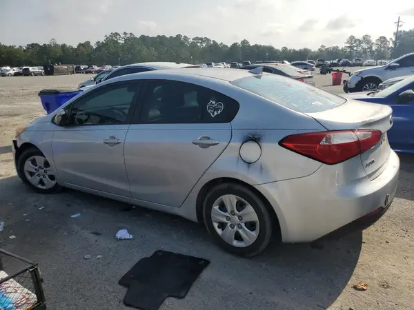 KNAFK4A62G5539793 2016 KIA FORTE - Image 2