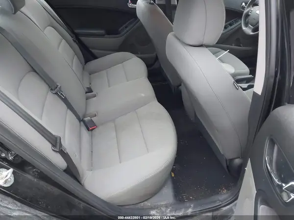 KNAFK4A62G5542368 2016 KIA FORTE - Image 8