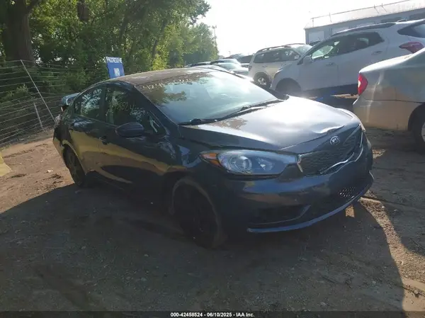 KNAFK4A62G5542399 2016 KIA FORTE - Image 1