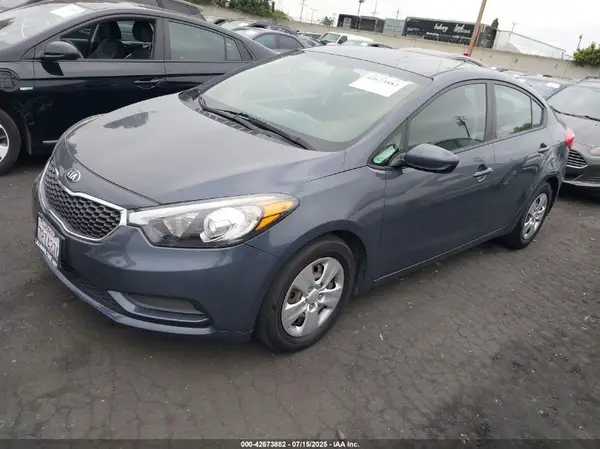 KNAFK4A62G5544671 2016 KIA FORTE - Image 2