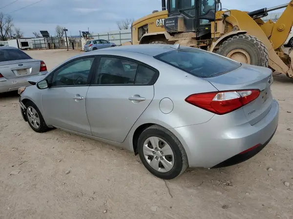 KNAFK4A62G5554312 2016 KIA FORTE - Image 2