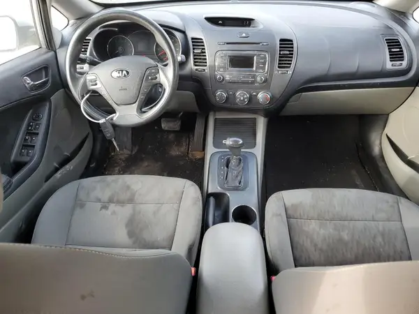 KNAFK4A62G5554312 2016 KIA FORTE - Image 8