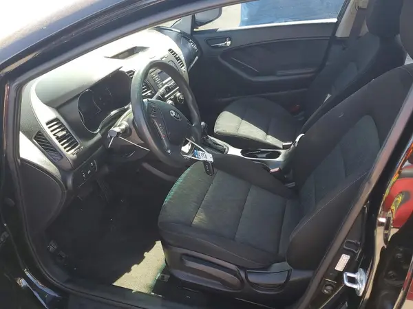 KNAFK4A62G5559171 2016 KIA FORTE - Image 8